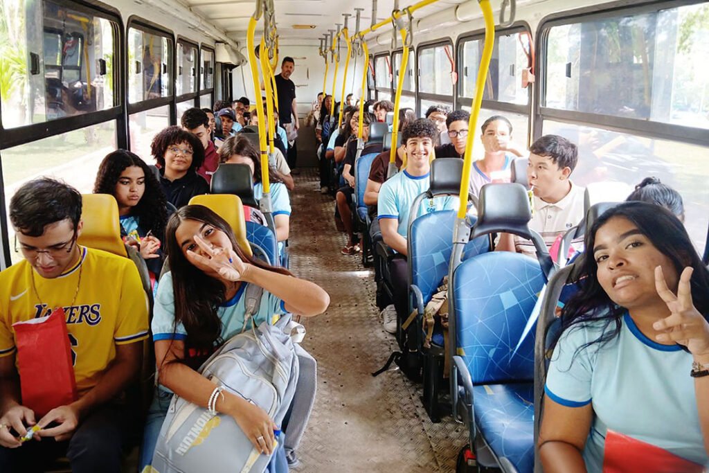 Confira as fotos das sessões para estudantes do dia 10/04