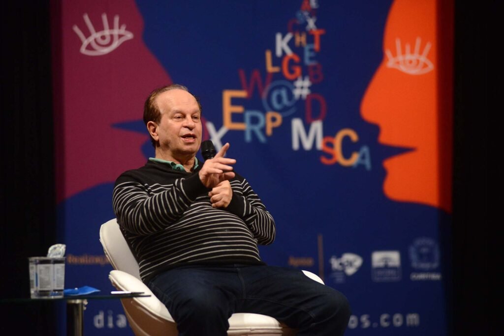 Confira como foi o evento com Renato Janine Ribeiro em Curitiba