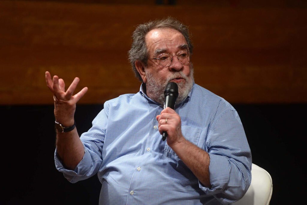 Confira como foi o evento com Fernando Morais em Curitiba