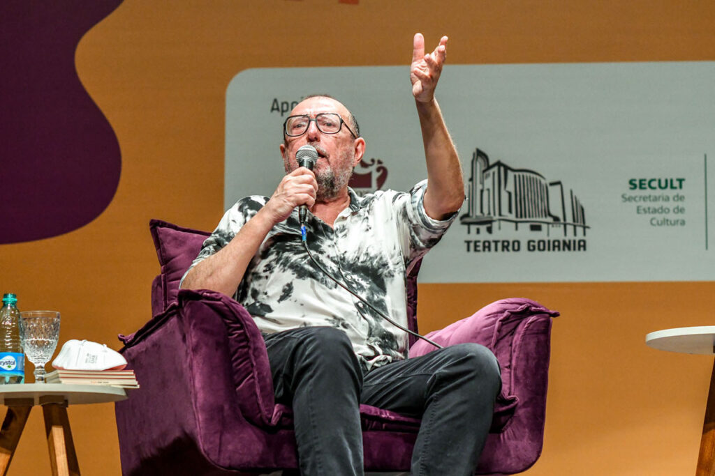 Veja como foi a conferência com Xico Sá em Goiânia