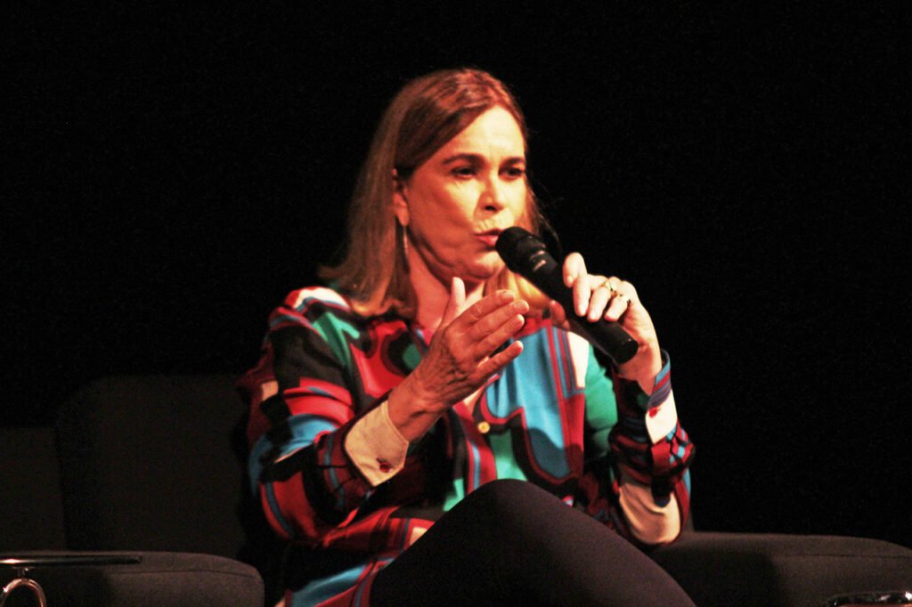 Veja como foi o evento com Mary Del Priore em Maceió