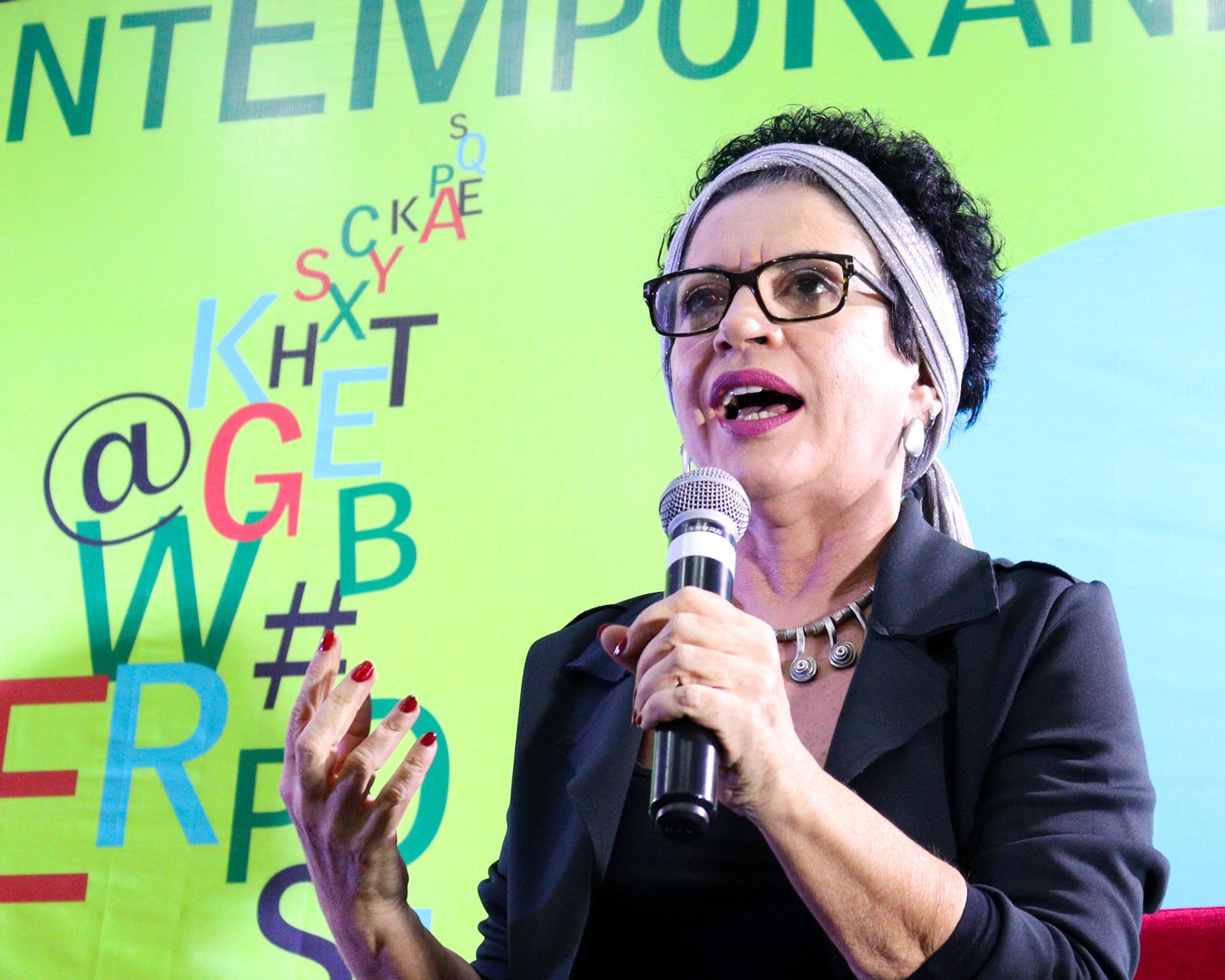 Veja como foi a conferência com Viviane Mosé